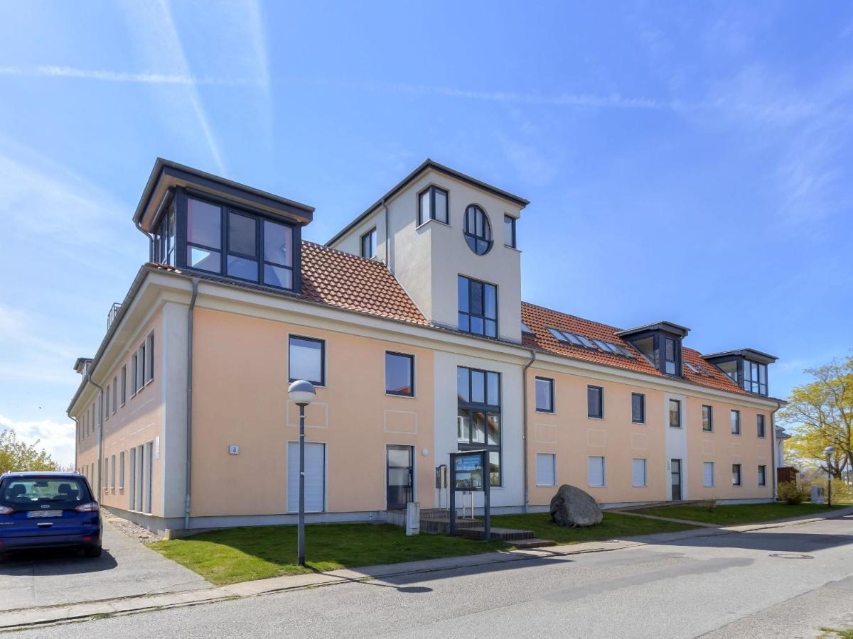 Peenemuende, Seglerhafen St Schoner 7, 13, 14 Exterior photo